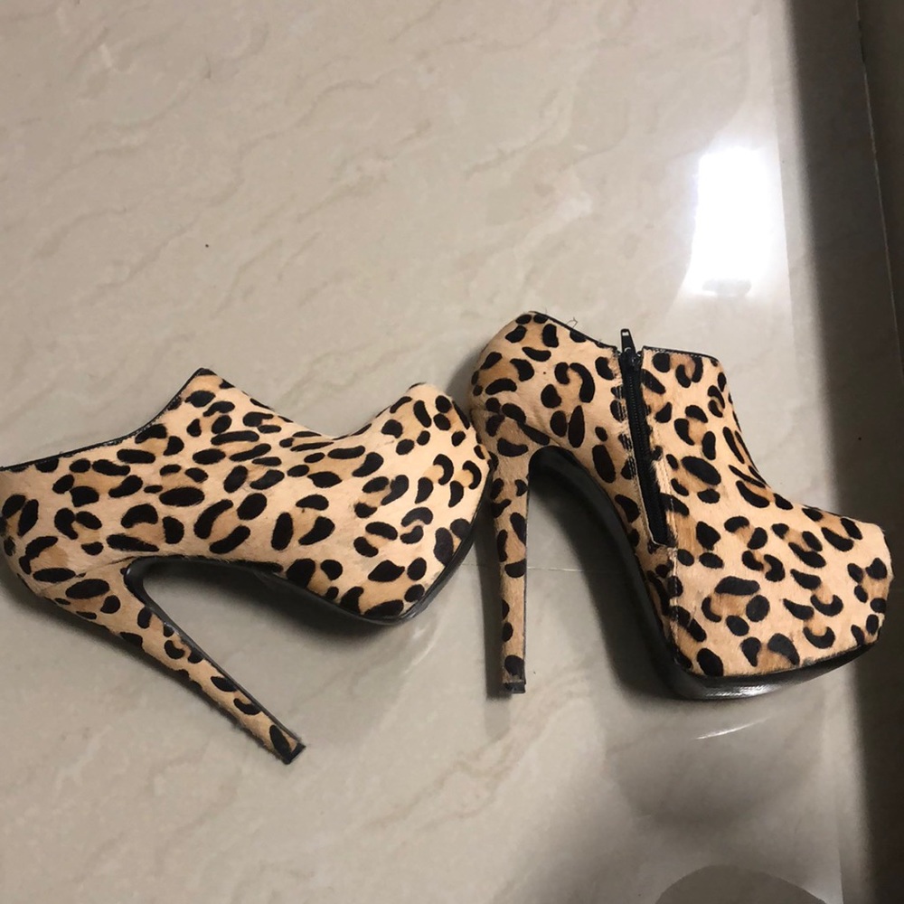 Steve Madden Boots